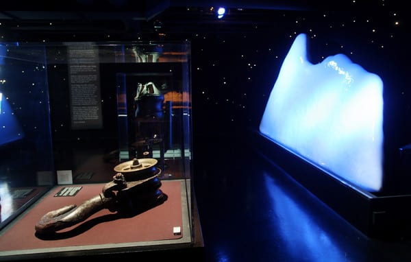 Iceberg-and-Case-with-Hook-and-Pulley---From-Titanic-The-Artifact-Exhibitionweb